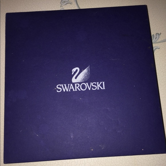 Beautiful Swarovski Crystal Necklace!!! - Picture 3 of 6